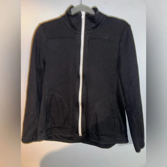 T by Talbots Women's medium Black Zip-Up Jacket White Detail Lightweight Pockets - Picture 1 of 5